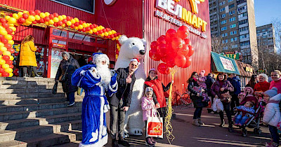 К праздничному столу: Как выглядит новый Велмарт в Киеве (фотообзор)