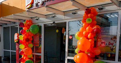 Во Львове открылся пилотный магазин Рукавичка в новом формате (+фото)