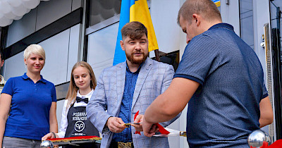 ТМ «Родинна ковбаска» відкрила два магазини за один день