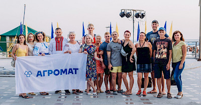 АГРОМАТ відсвяткував День народження запливом на 6,5 км