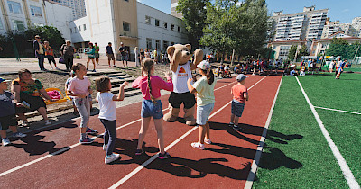 Піраміда бажань: як ТРЦ PIRAMIDA змінює не тільки свій формат, а й життя людей навколо