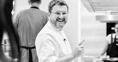 «У першому барі були обдерті стіни. Тепер це називають “лофт”»: Дмитро Борисов – про свої ресторани