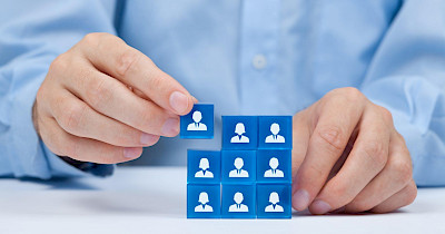 Инфографика: как покупатели предпочитают общаться с брендами.