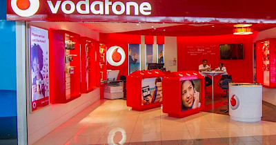 Сосед для Розетки: Vodafone откроет флагманский магазин в здании Главпочтамта