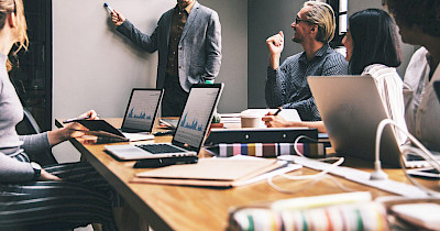 Топ рекламодателей в интернете в феврале: Rozetka.ua перехватила лидерство у Драйв Спорт и Цитрус