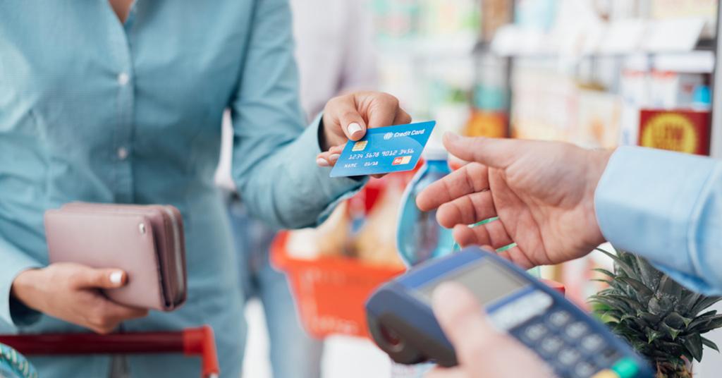 Обсяг безготівкових операцій в Україні в 2018 році зріс на 55%