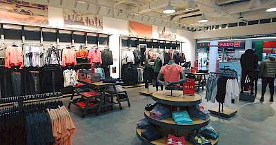 Найбільший магазин Under Armour в Україні відкрито у столичному ТРК Проспект