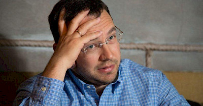 Владислав Чечоткін, Rozetka: У 2012-му податківець бігав за моєю дружиною з пістолетом