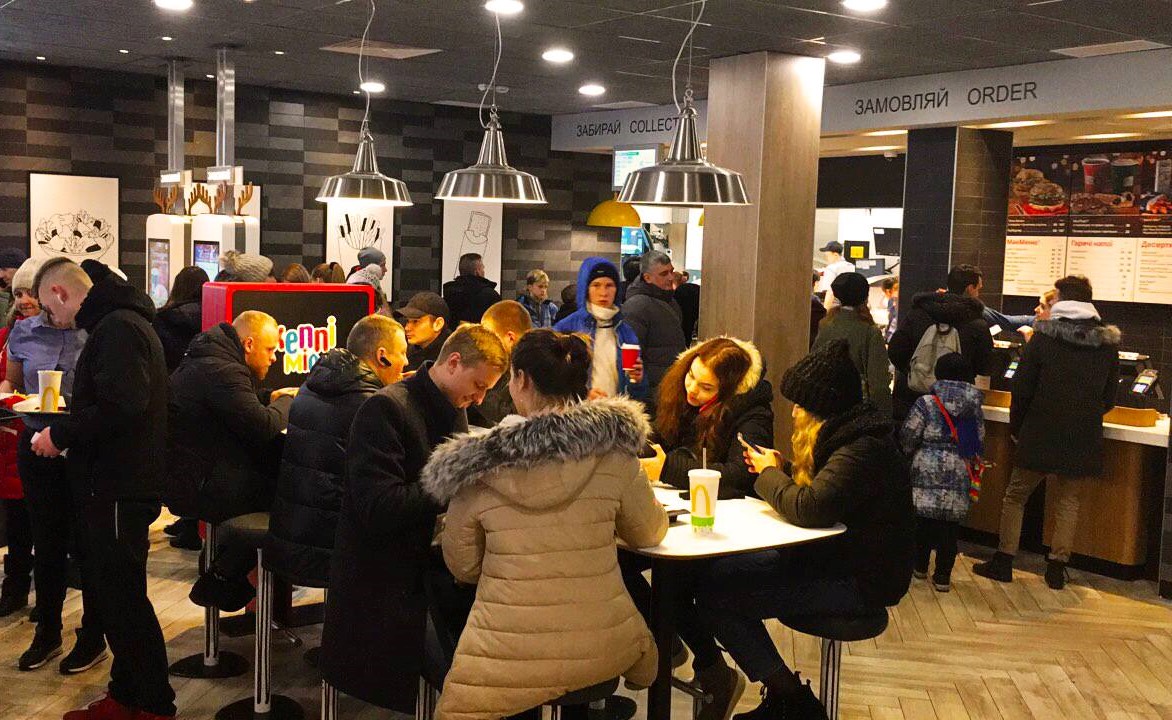 McDonald’s в Чернигове возобновил работу после реконструкции