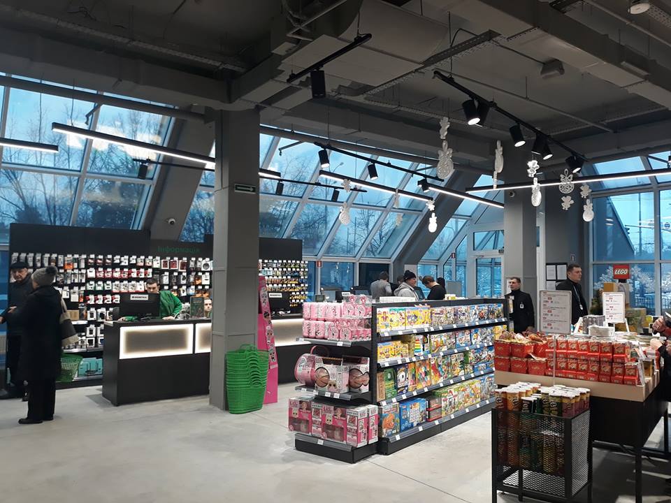 Как выглядит новый магазин Rozetka в Киеве на улице Киото (+фото)