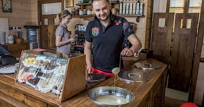 Коли люди голосують грошима. Андрій Худо – про секрет успіху Холдингу емоцій! FEST