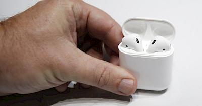 Apple, Adidas, Nike и Puma. На таможне рассказали о ввозе в Украину контрафактных товаров