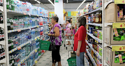 Дешево та сердито: як українські продуктові мережі конкурують за гаманець споживачів