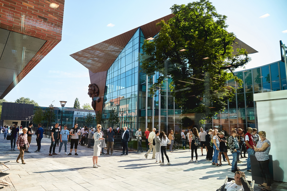 Multi’s Polish flagship project Forum Gdańsk official opened at May, 26th (+fotoreview)