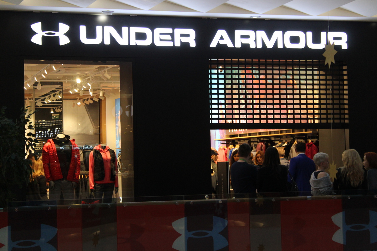 Ласкаво просимо: в Києві відкрився перший в Україні магазин Under Armour (фотозвіт)