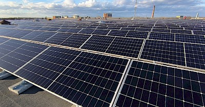 Пережить зиму: на что рассчитывают сети Аврора, Eva и Varus, устанавливая солнечные электростанции