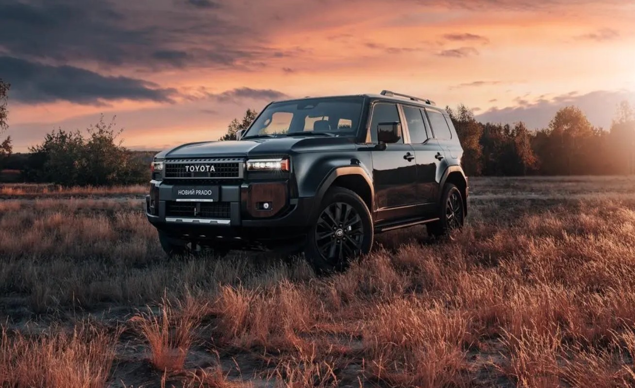Toyota Land Cruiser Prado 2025 року на практиці: повний тест-драйв легендарного позашляховика