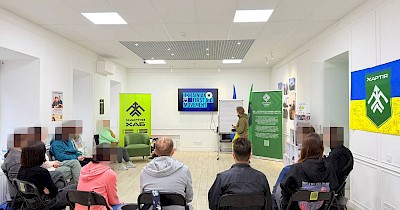 Знання, що рятують життя: команда Хартія-Хаб у Дніпрі провела навчання з домедичної допомоги при кровотечах