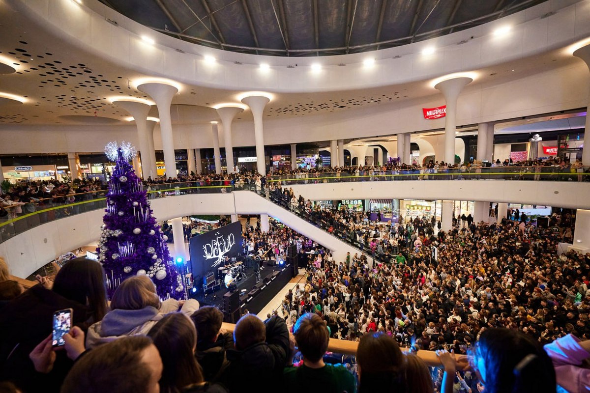 В ТРЦ Respublika Park відбувся масштабний благодійний захід в День Святого Миколая