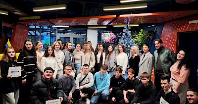 Епіцентр Маркетплейс разом із ДТЕУ відзначає успішне завершення навчальної програми “Від студента до мерчанта”