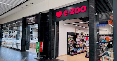 Мережа зоомаркетів E-ZOO запускає власну торгову марку